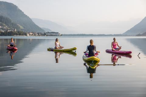 sup-yoga-am-zeller-see-c-zell-am-see-kaprun-tourismus.70c2a9bd_original