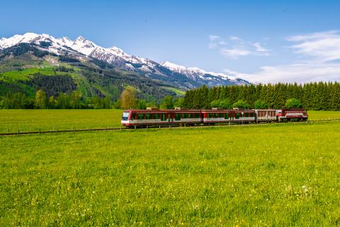 6393-pinzgauer-bahn-hochformat-amiamo-kinderhotel-2019-05-19-ORG
